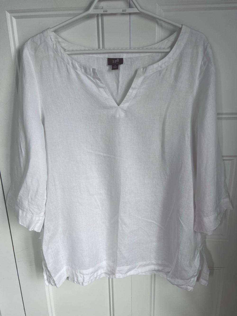 J. Jill White Linen Split V-Neck Tunic